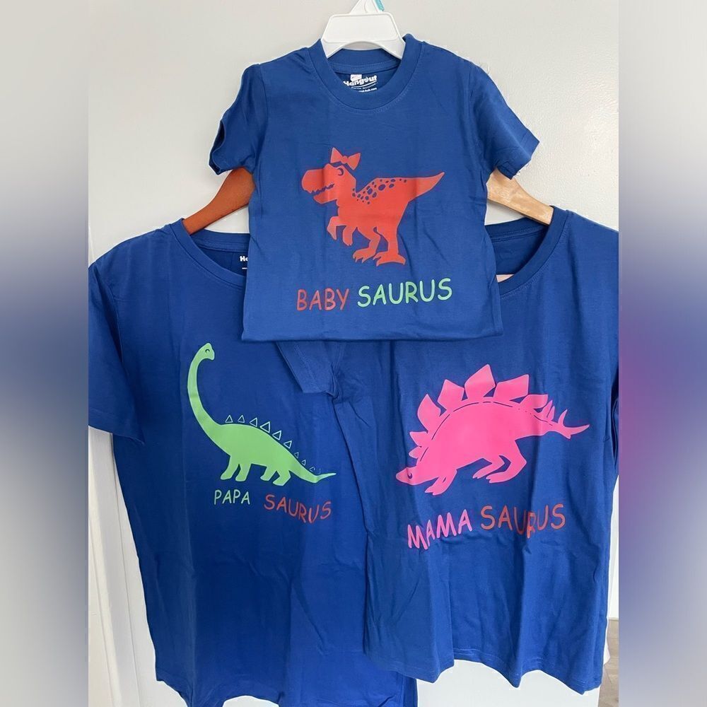 Baby sauras kids family matching T shirts